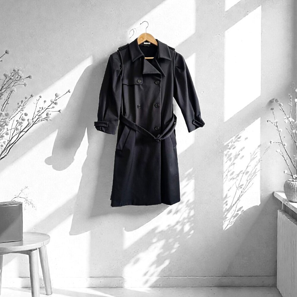 Miu Miu Fall Winter 2007 Black Belted Trench Coat Size 42 IT / US 6